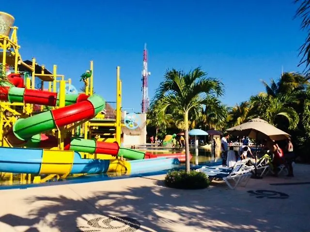Punta Me Apartment Beach Front Condo Hotel & Waterpark Mexico