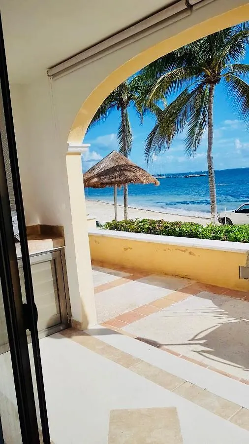 Punta Me Apartment Beach Front Condo Hotel & Waterpark