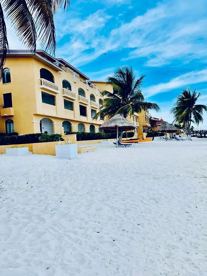 Punta Me Apartment Beach Front Condo Hotel & Waterpark