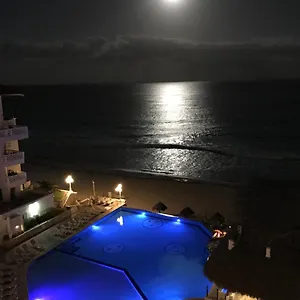  Apartment Ocean View