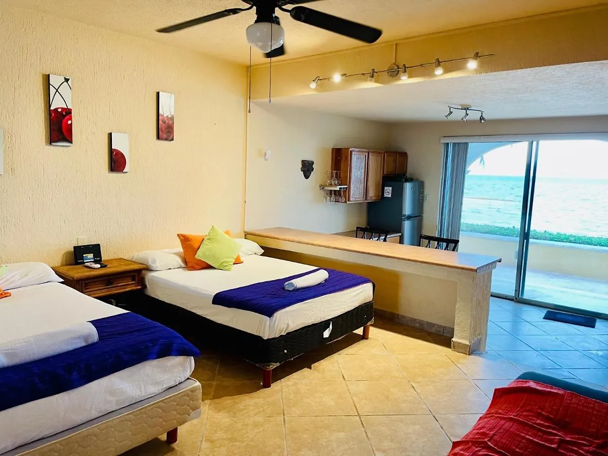 Punta Me Apartment Beach Front Condo Hotel & Waterpark Cancún